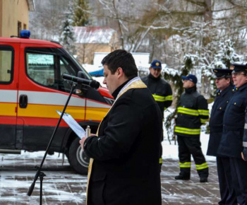 Slávnostne odovzdanie hasičského auta