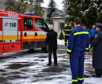 Slávnostne odovzdanie hasičského auta